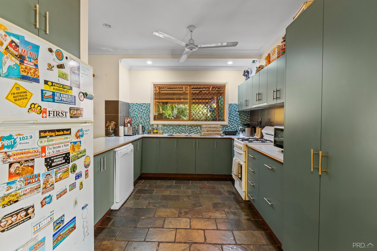 18 Reid Road CABLE BEACH 7