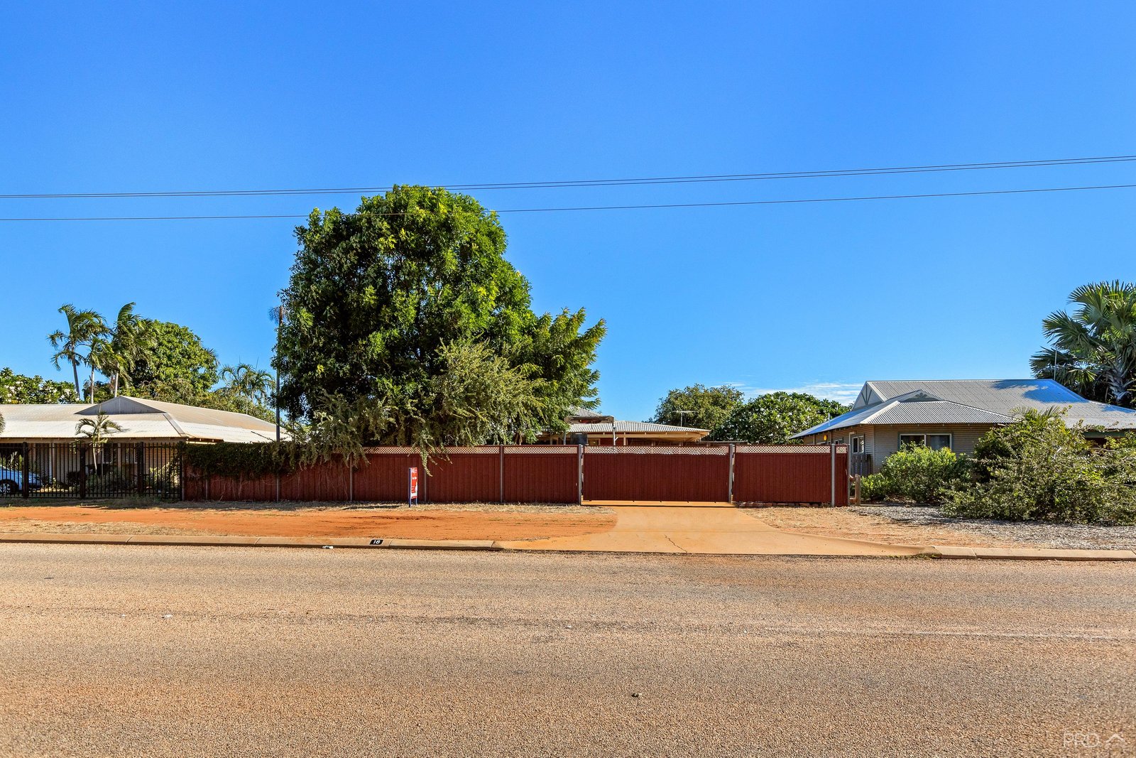 18 Reid Road CABLE BEACH 19