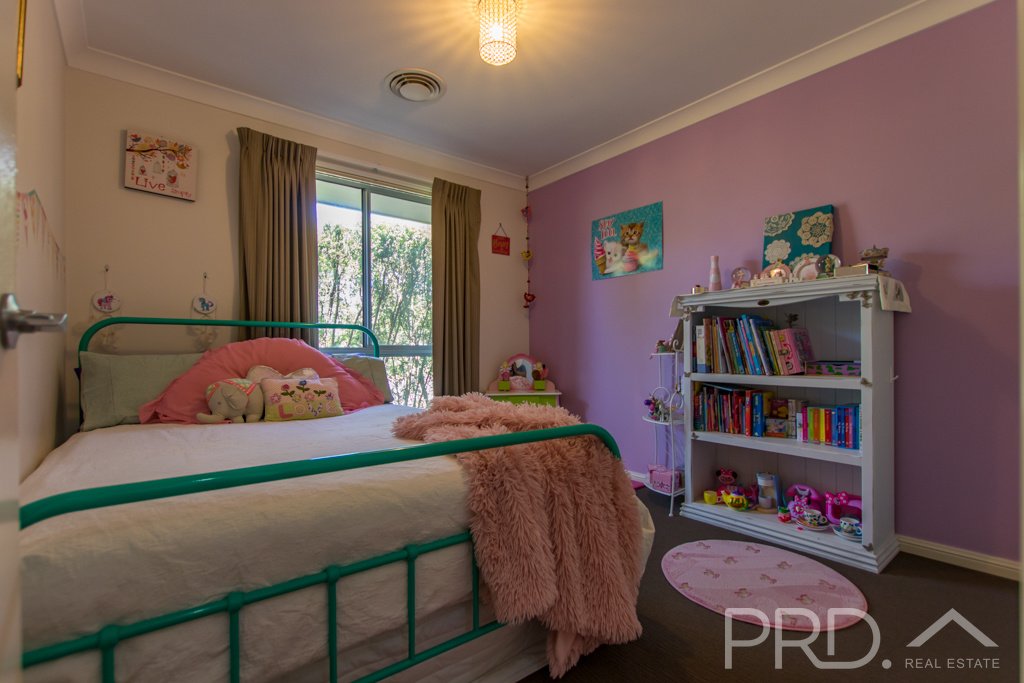 18 Ridge Street TUMUT 13