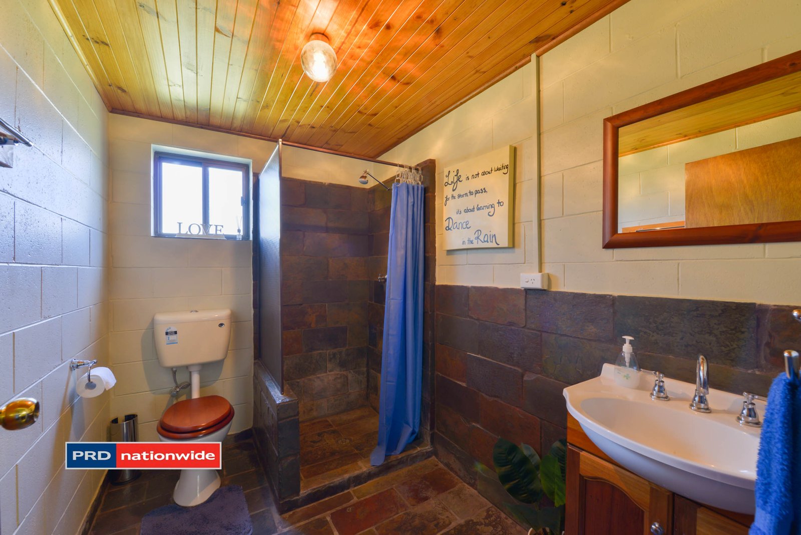 18 Robey Street KOOTINGAL 11