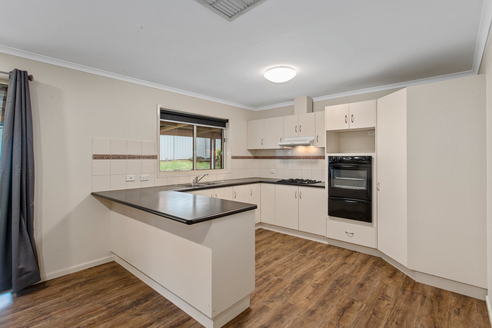 18 Ross Street WHITE HILLS 4