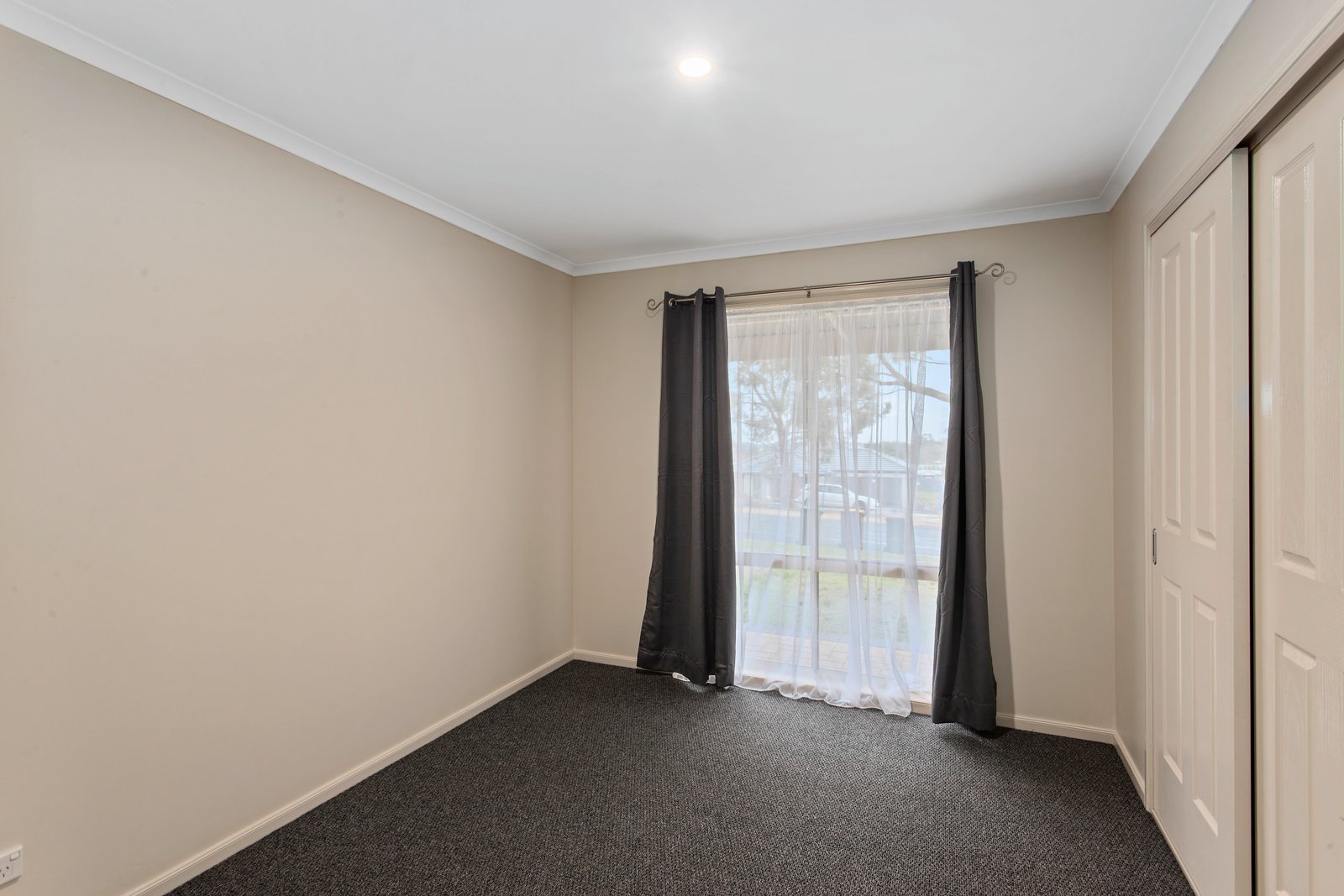 18 Ross Street WHITE HILLS 9