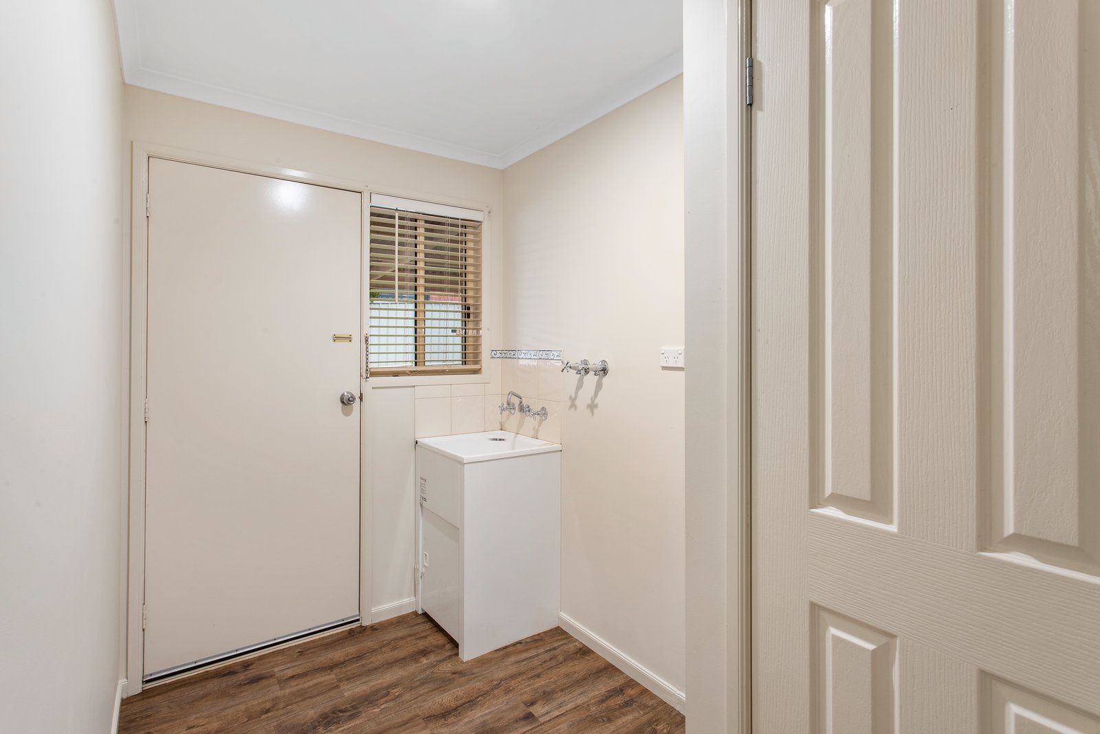 18 Ross Street WHITE HILLS 12