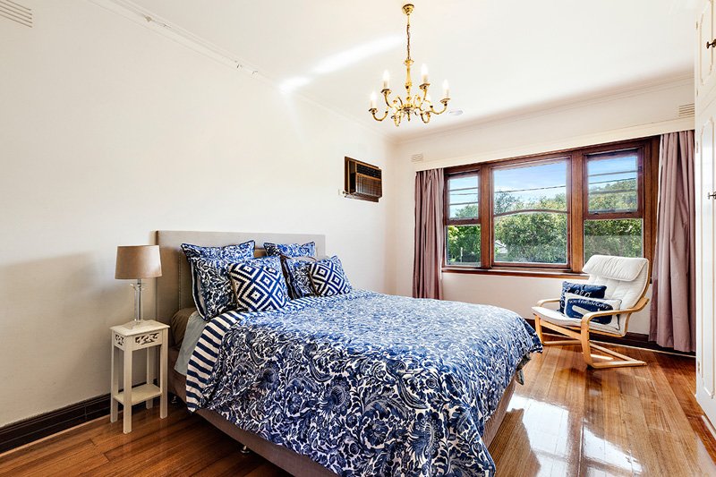 Gallery: 18 Royal Avenue