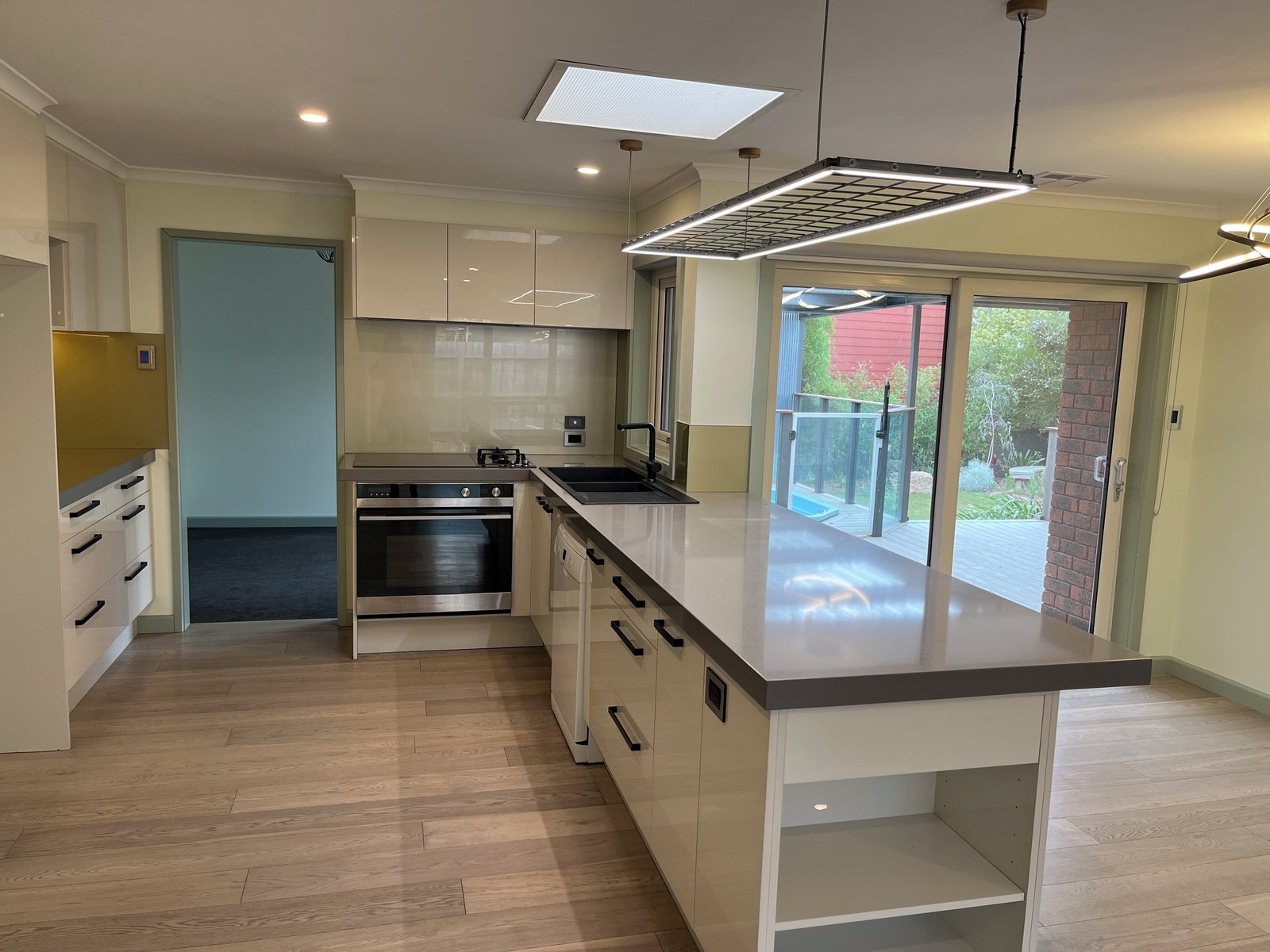 Gallery: 18 Rubens Court