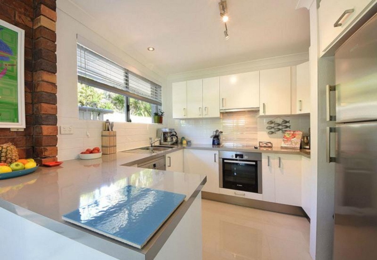 1/8 Russell Court Miami 1