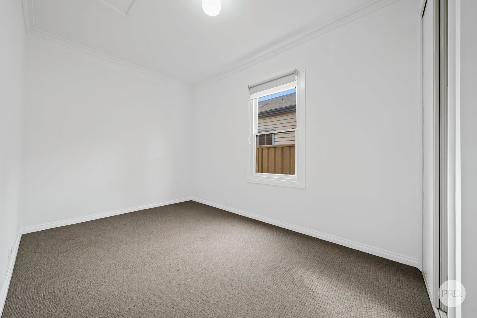 18 Russell Street QUARRY HILL 8