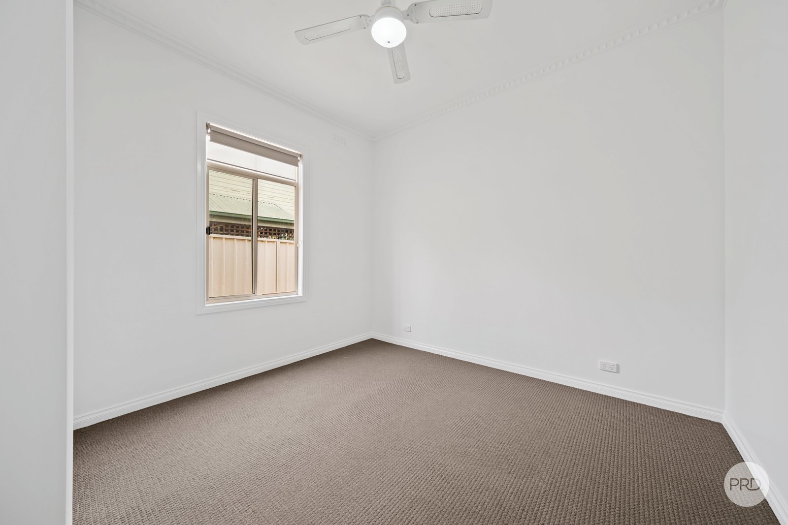 18 Russell Street QUARRY HILL 9