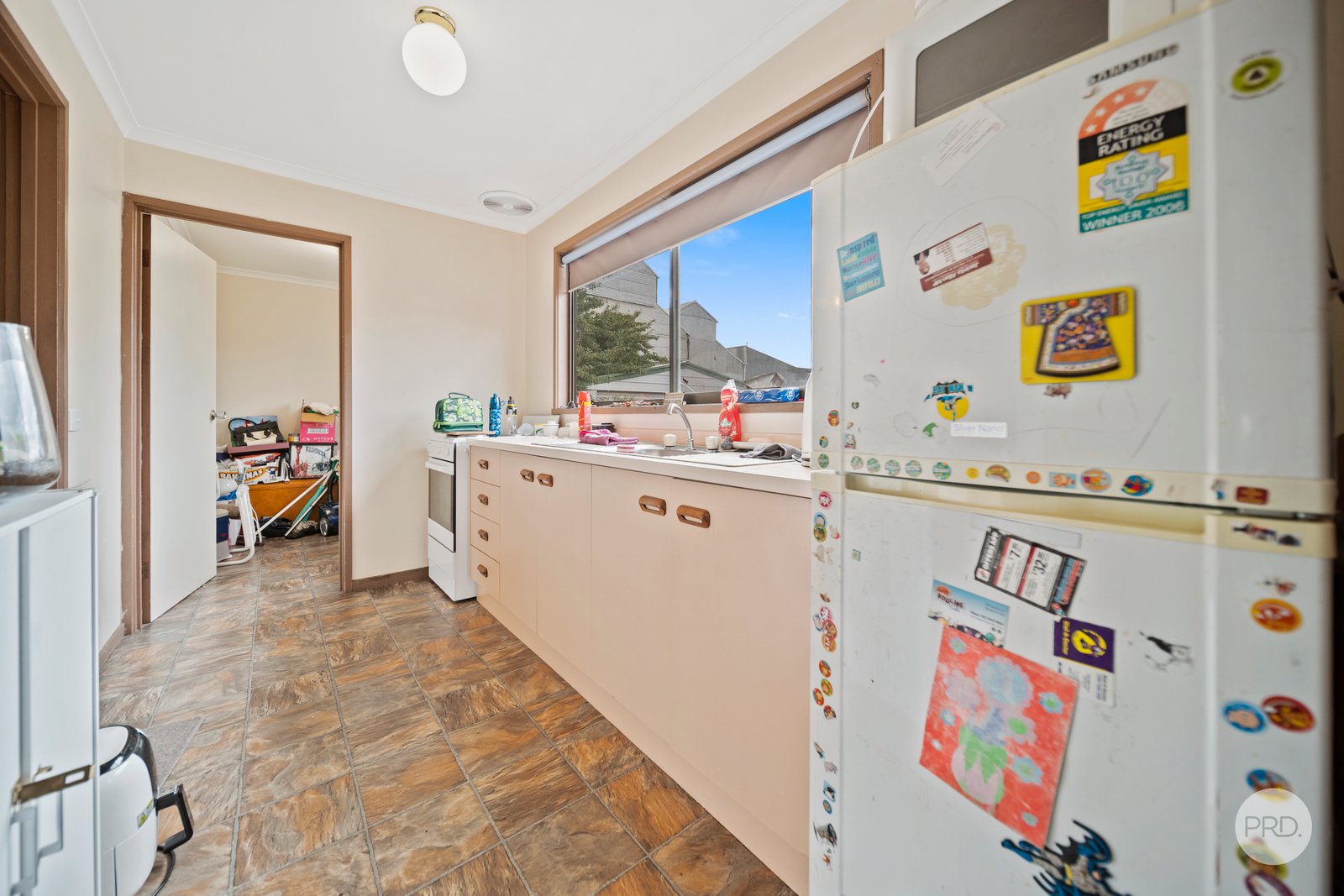 18 Russell Street QUARRY HILL 11