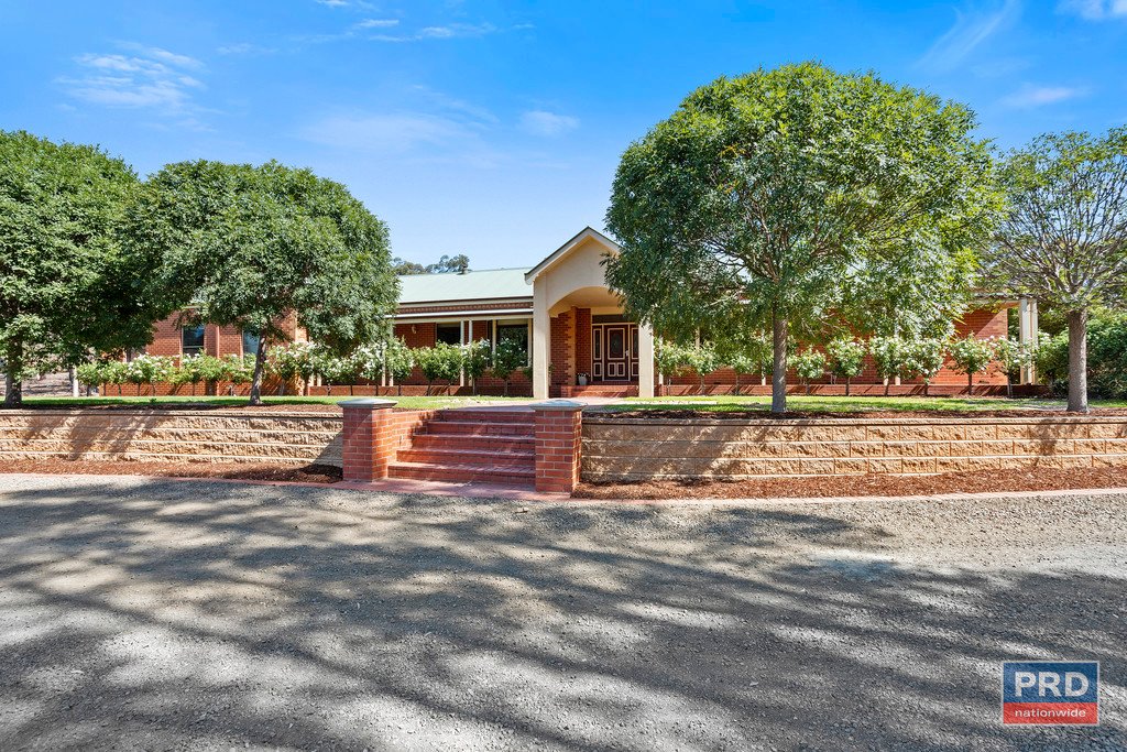 18 Ryalls Lane STRATHFIELDSAYE 3