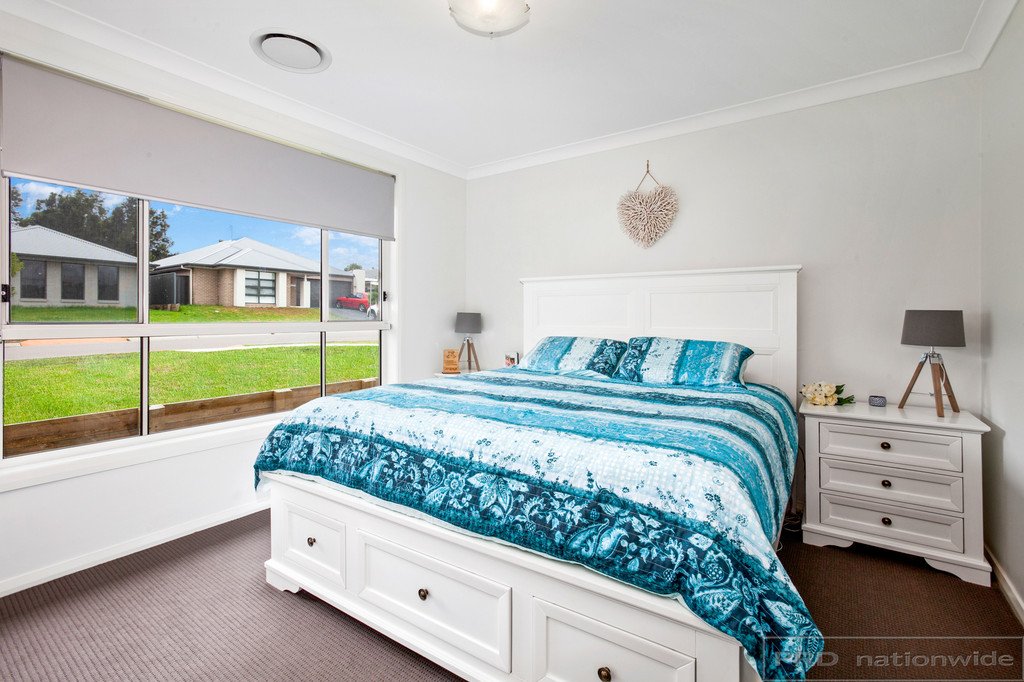 18 Sandridge Street THORNTON 16