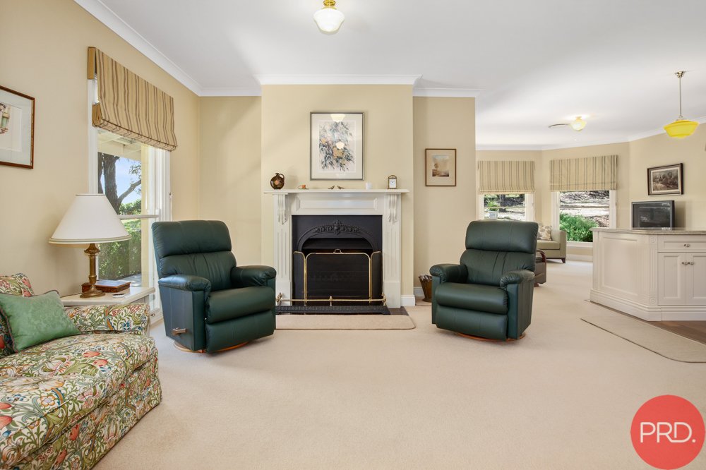 18 Sandstone Drive WINDELLA 9