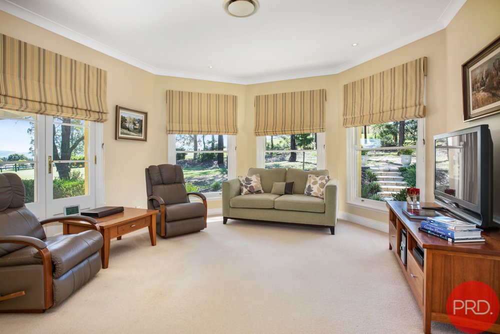 18 Sandstone Drive WINDELLA 17