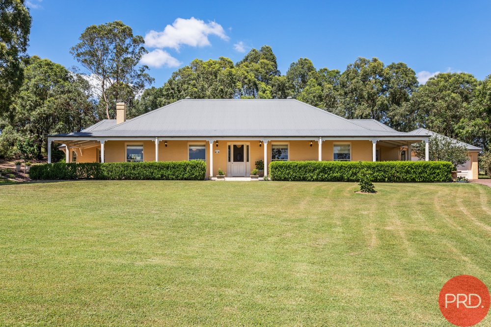 18 Sandstone Drive WINDELLA 20