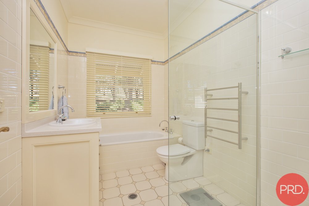 18 Sandstone Drive WINDELLA 26