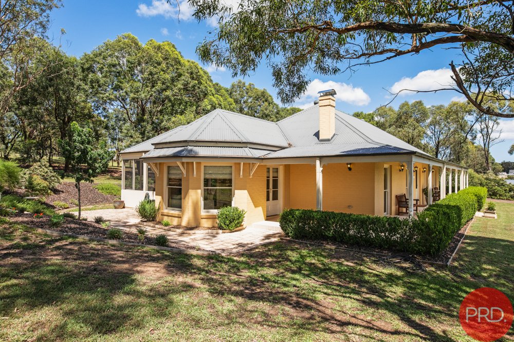 18 Sandstone Drive WINDELLA 27