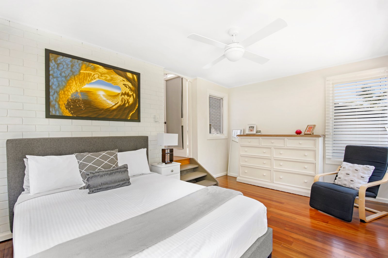 18 Sandy Beach Road KORORA 8