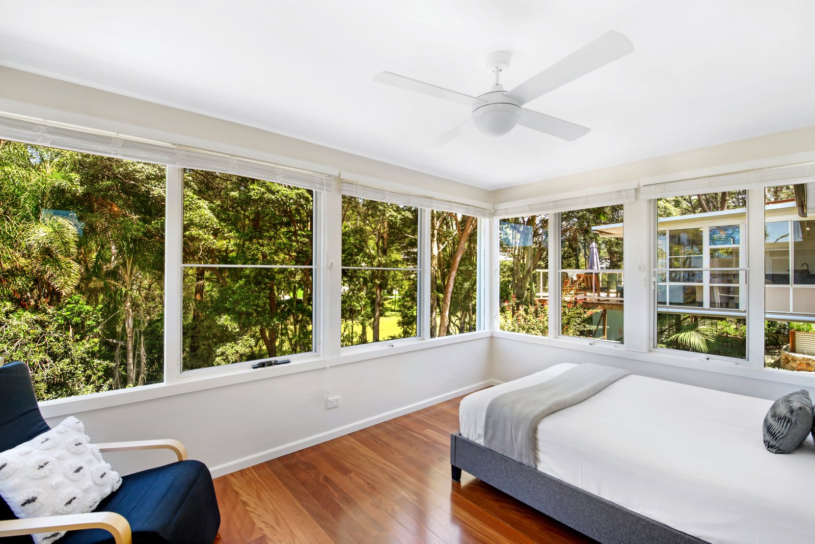 18 Sandy Beach Road KORORA 13