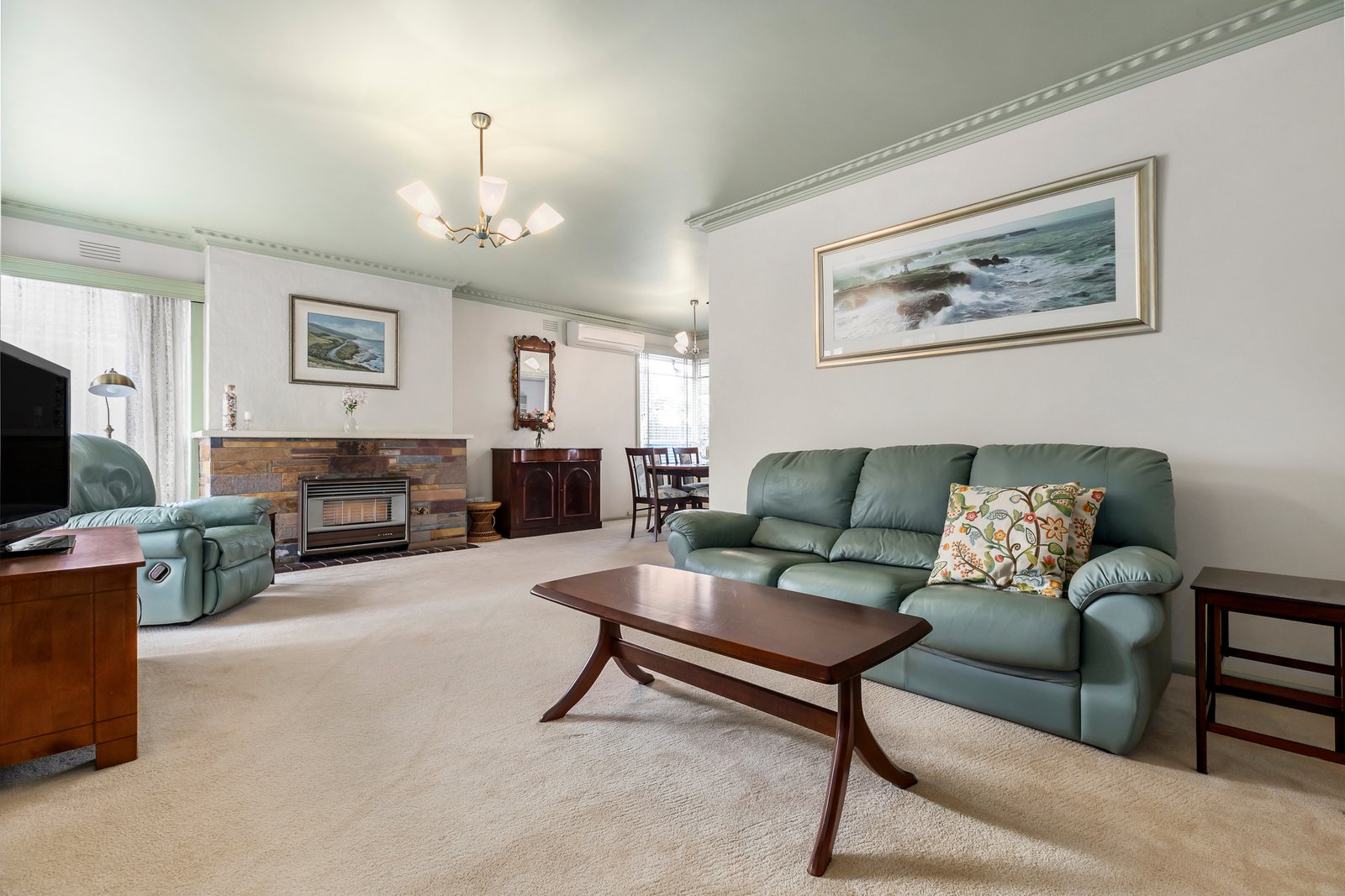 Gallery: 18 Seafoam Street