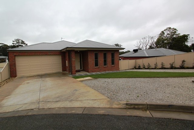 18 Shakespeare Ave  MOUNT HELEN 15