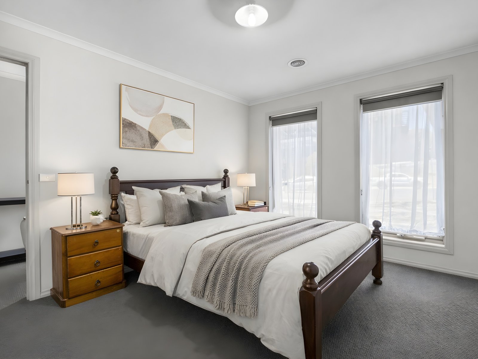Gallery: 1/8 Sharon St