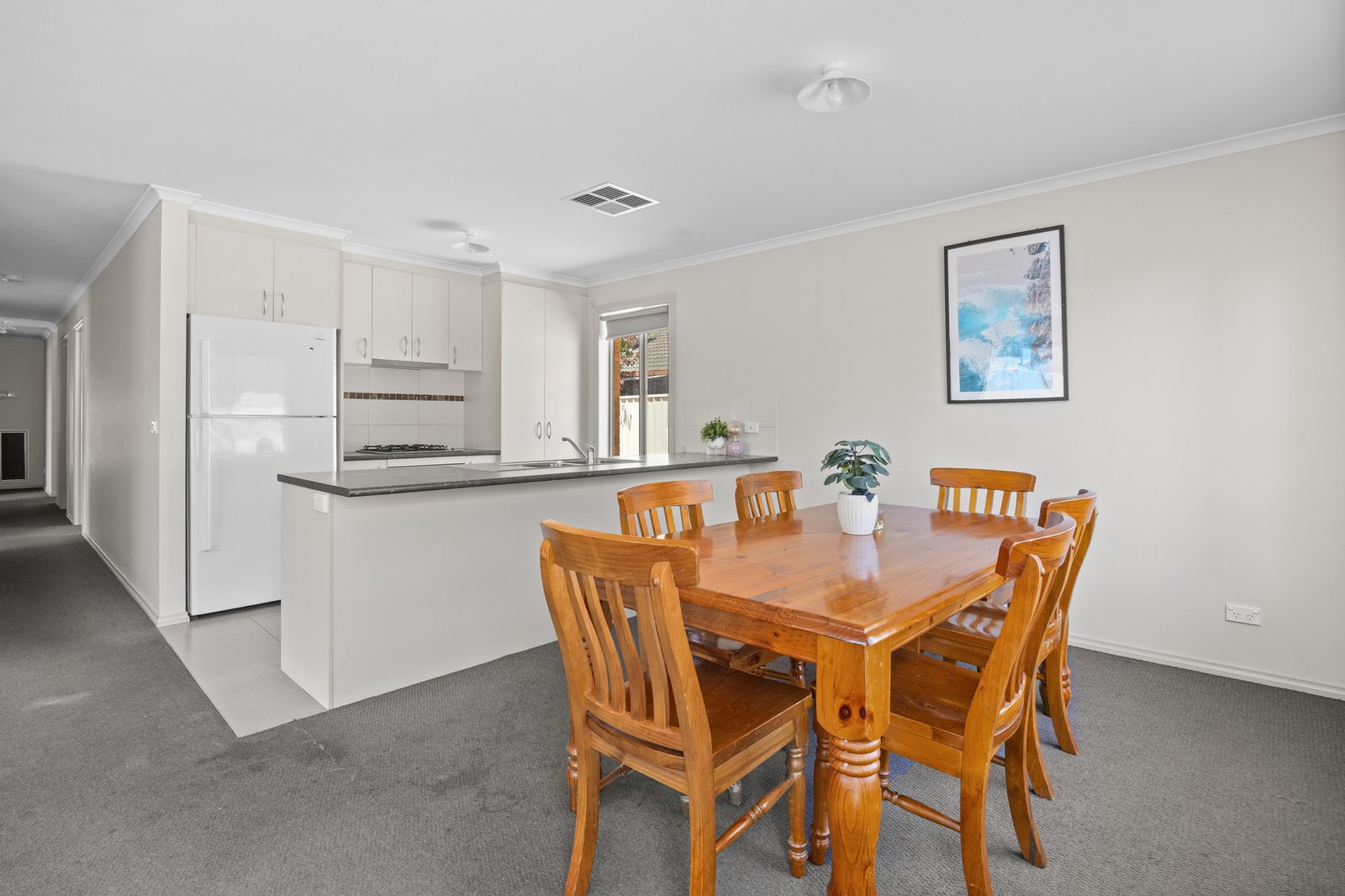 Gallery: 1/8 Sharon Street