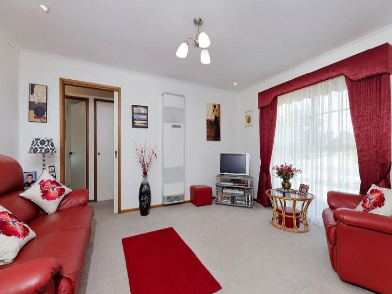Gallery: 1/8 Shelley Close