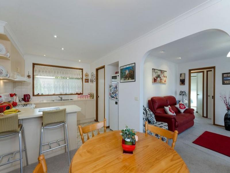 Gallery: 1/8 Shelley Close