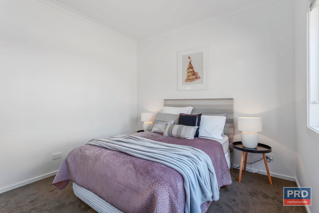 18 Shepherds Glen STRATHFIELDSAYE 11