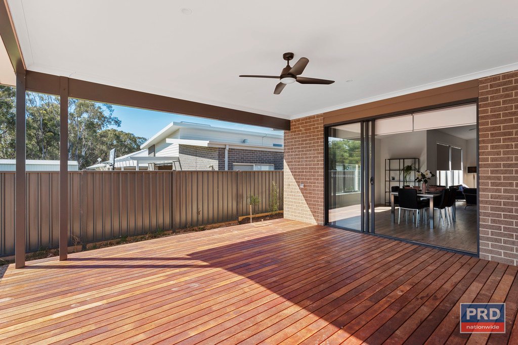 18 Shepherds Glen STRATHFIELDSAYE 23