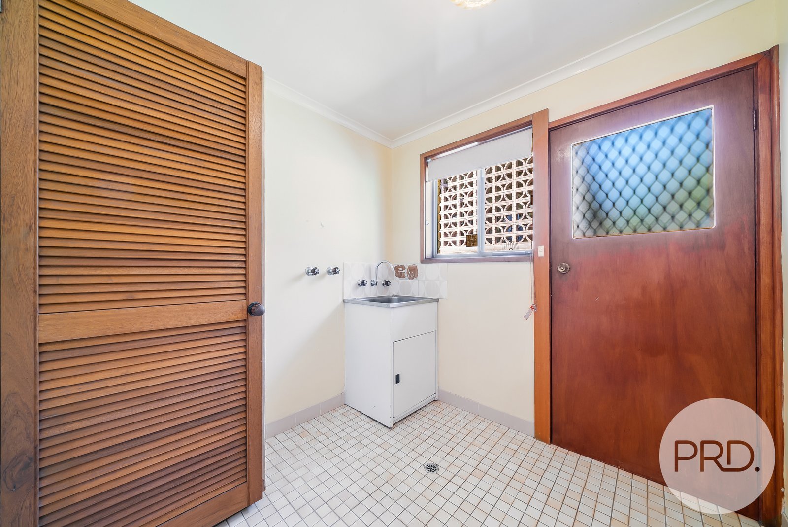 18 Sherwood Avenue KOORINGAL 16