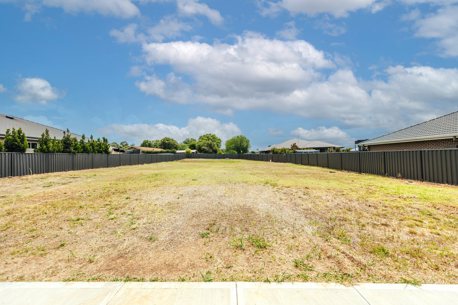 18 Simmental Way TAMWORTH 6
