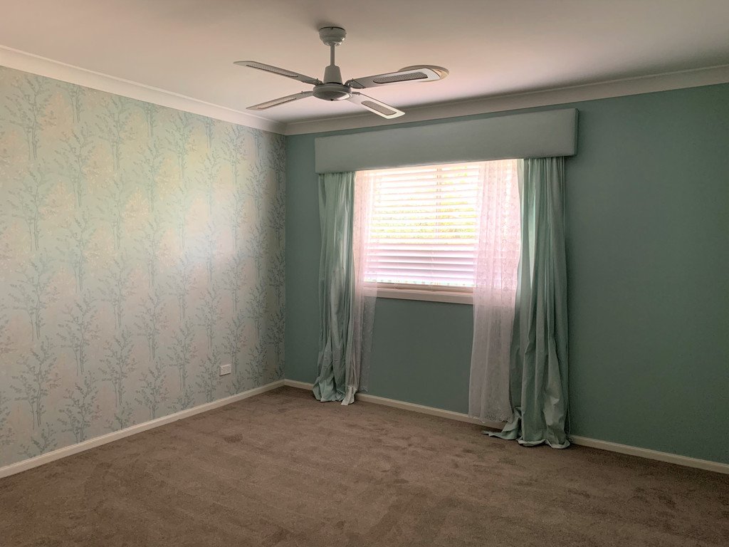 18 Simms Drive BUNGENDORE 9