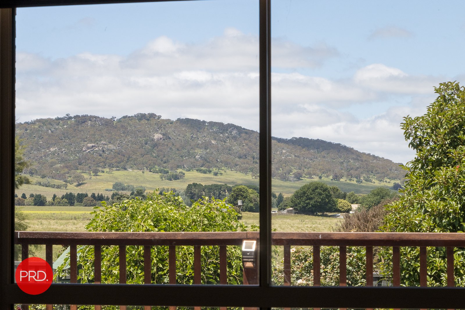 18 Simms Drive BUNGENDORE 14