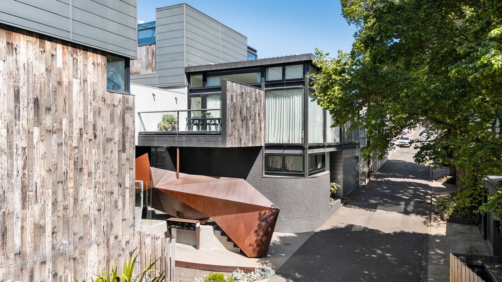 1/8 Simpson Place, Hawthorn, 3122