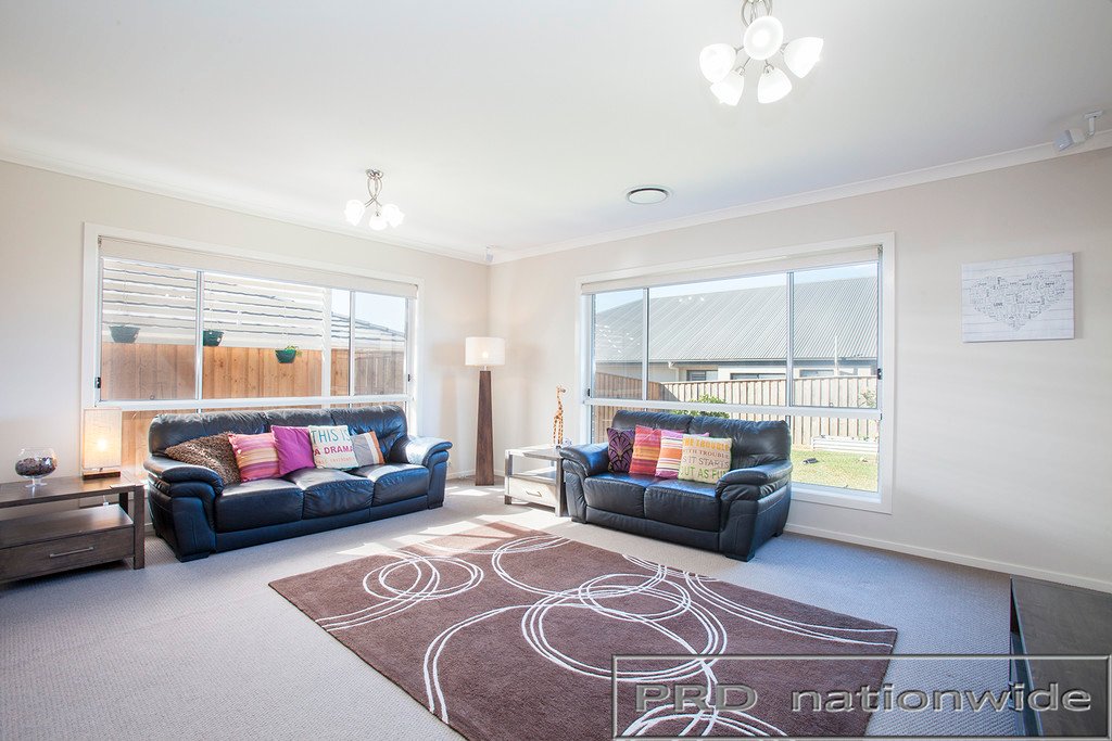18 Skimmer Street CHISHOLM 9