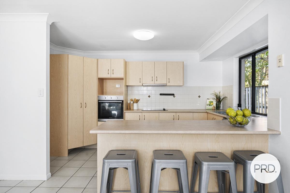 18 Solitaire Place ROBINA 3