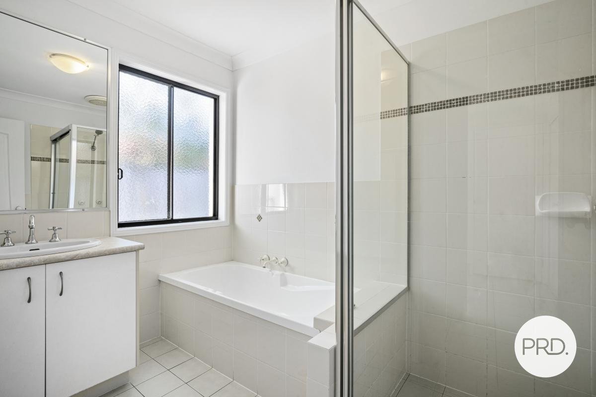 18 Solitaire Place ROBINA 11