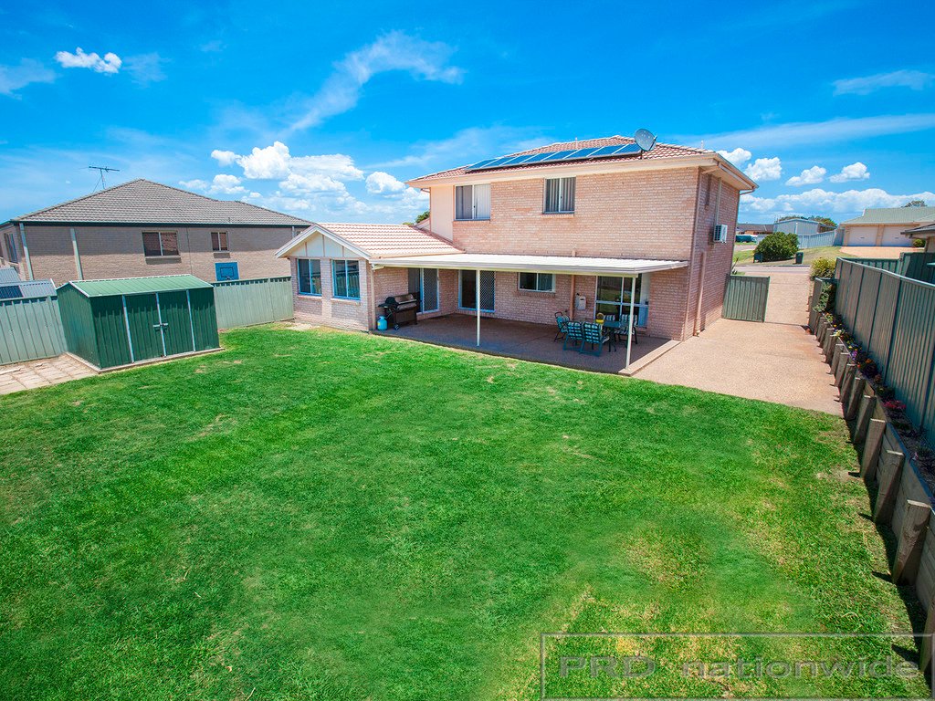 18 Somerset Drive THORNTON 3