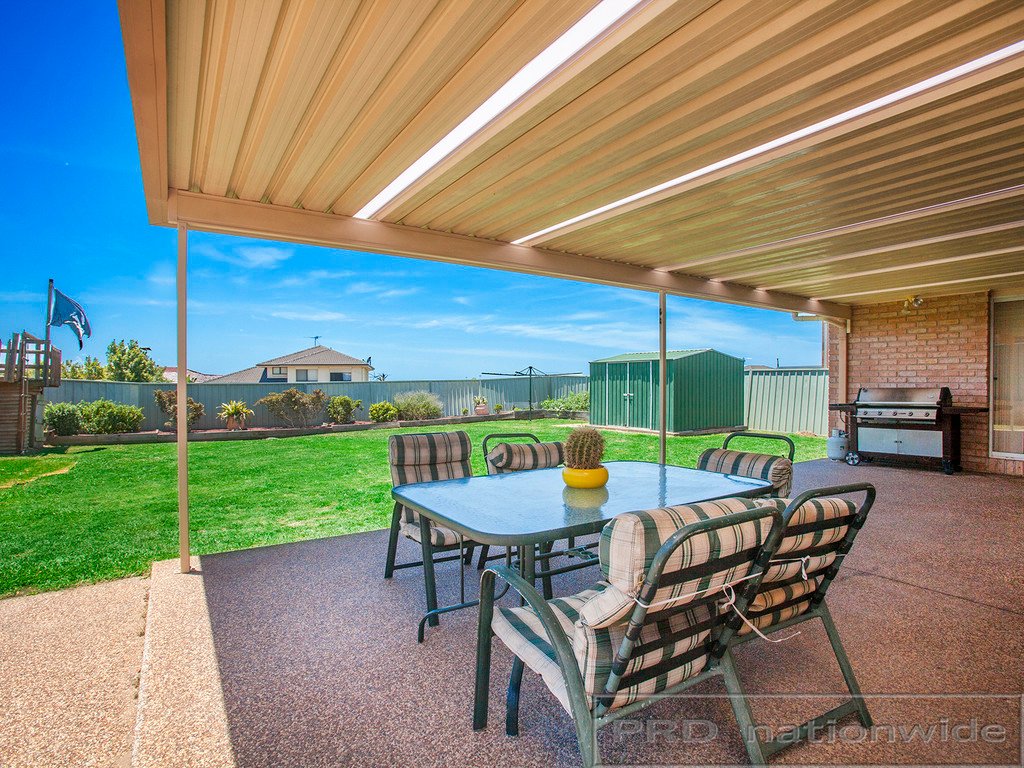 18 Somerset Drive THORNTON 6