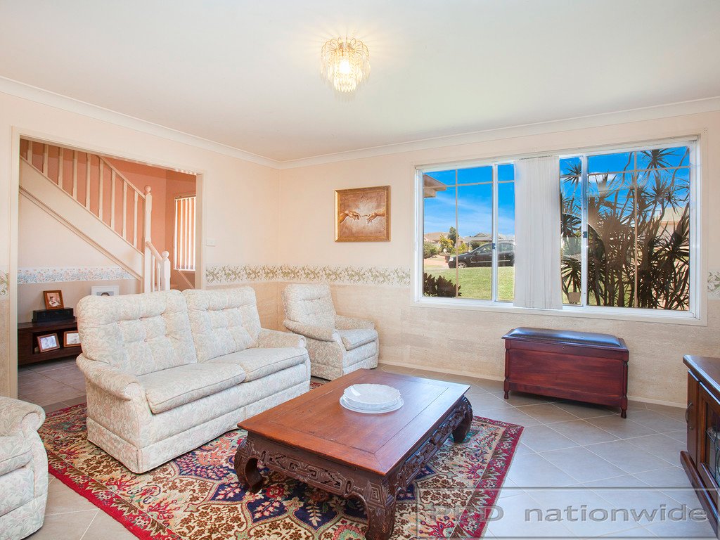 18 Somerset Drive THORNTON 8
