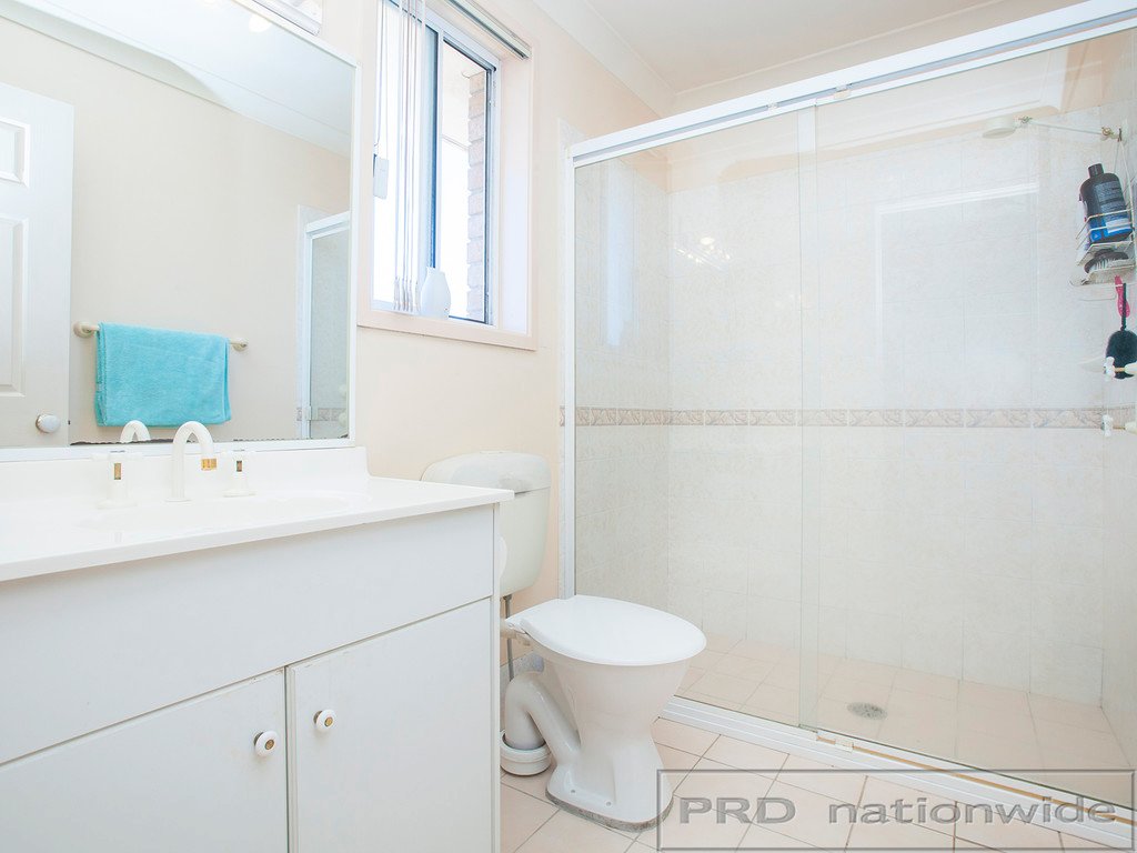 18 Somerset Drive THORNTON 17