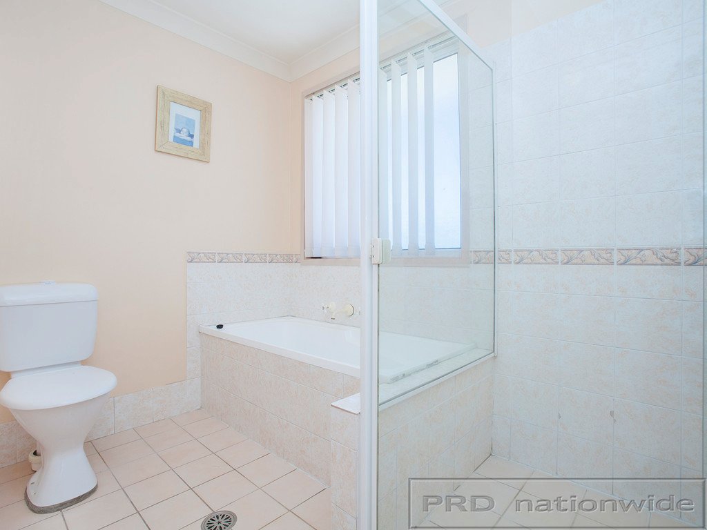 18 Somerset Drive THORNTON 19