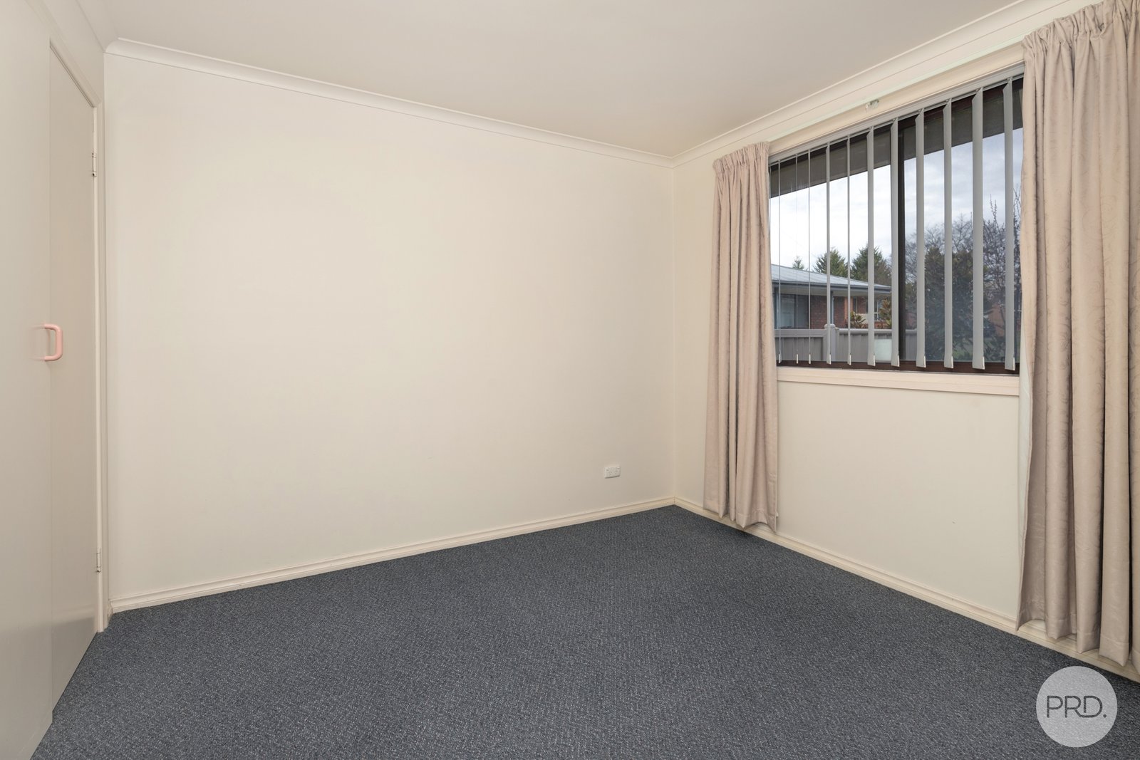 1/8 Spencer Street CANADIAN 5
