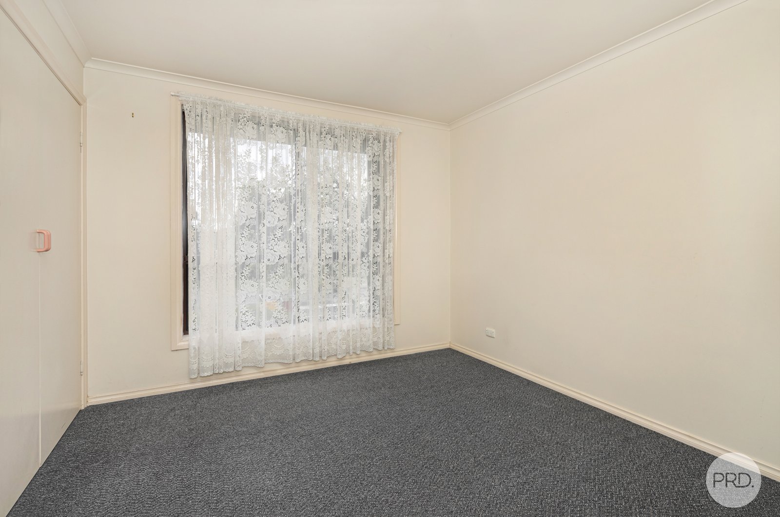 1/8 Spencer Street CANADIAN 6