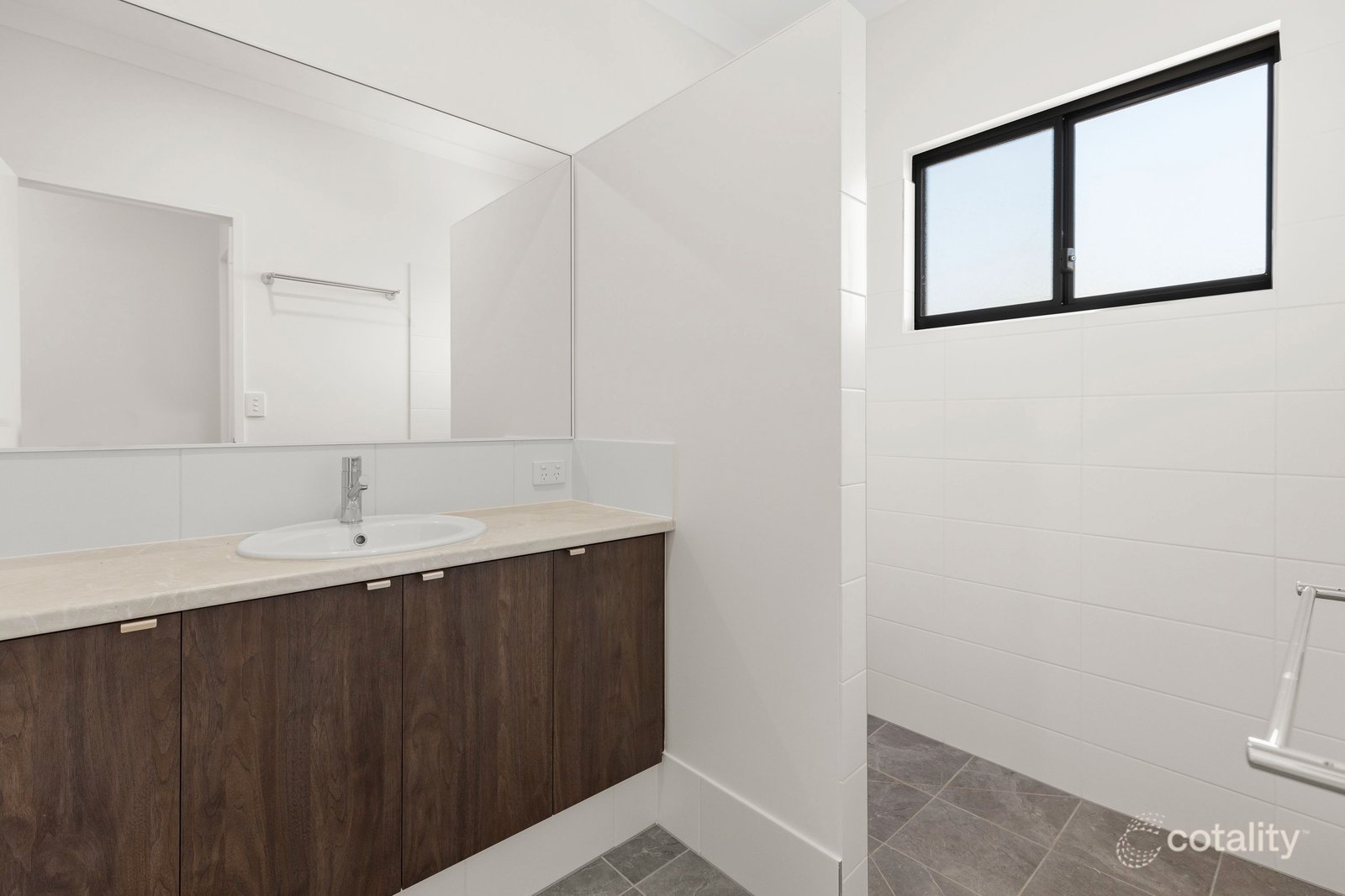 18 Spoonbill Avenue DJUGUN 4