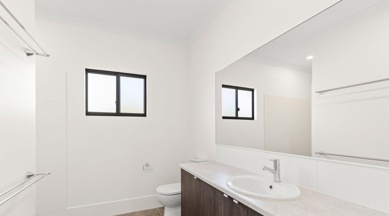 18 Spoonbill Avenue DJUGUN 5