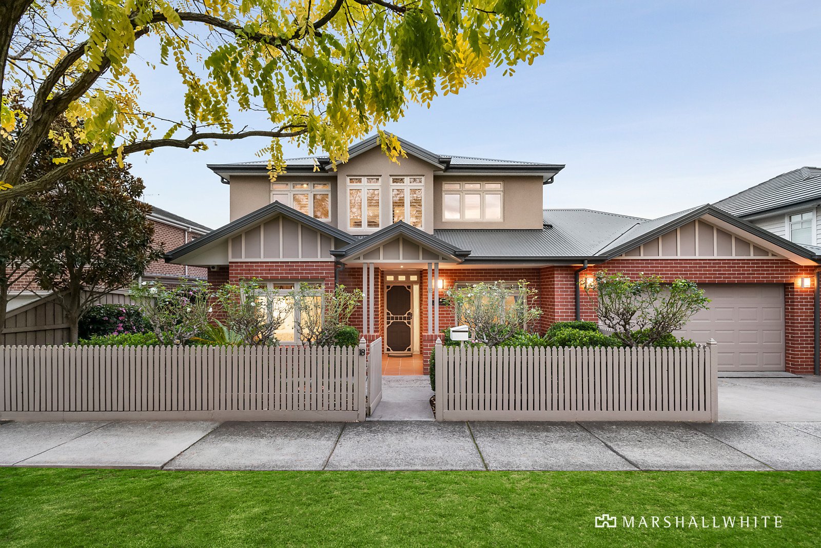 18 Stanley Drive, Doncaster, VIC