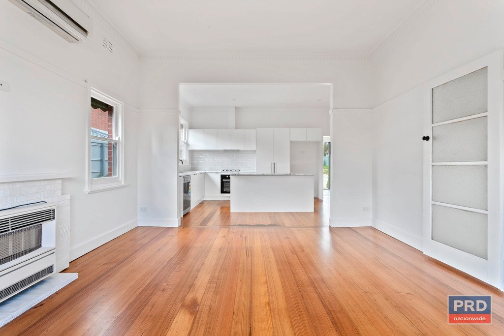 18 Strickland Road EAST BENDIGO 2