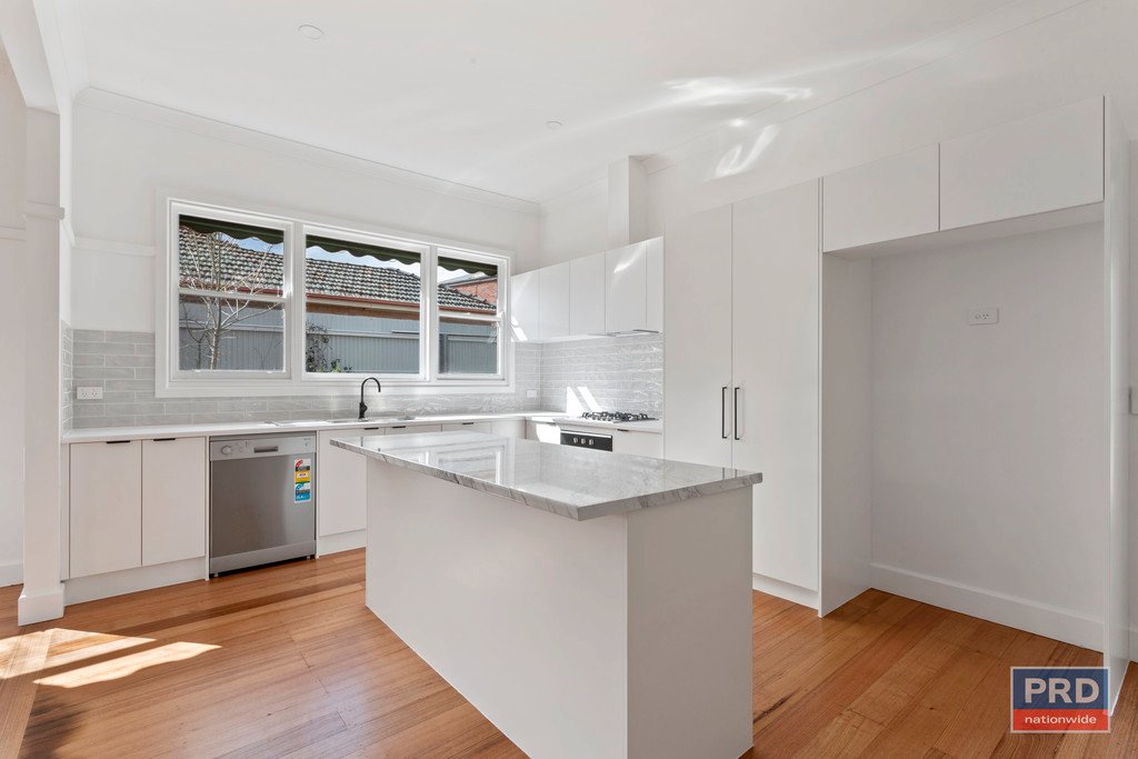 18 Strickland Road EAST BENDIGO 5